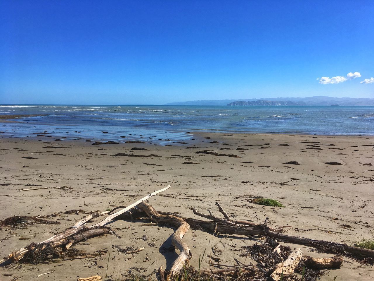 sea, beach, horizon over water, water, nature, no people, beauty in nature, sky, sand, scenics, day, outdoors