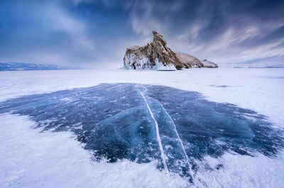 Frozen world ii lake baikal-siberia 