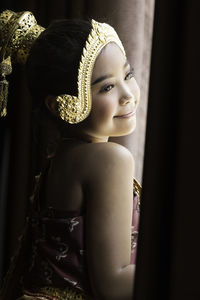 Portrait of a smiling young woman