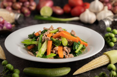 Close-up of salad in bowl on table