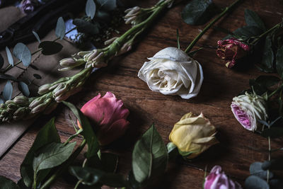 High angle view of rose bouquet on table