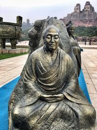 Statue of lion in park