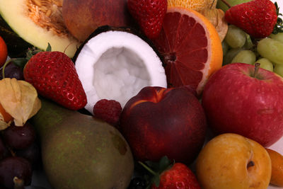 Full frame shot of apples