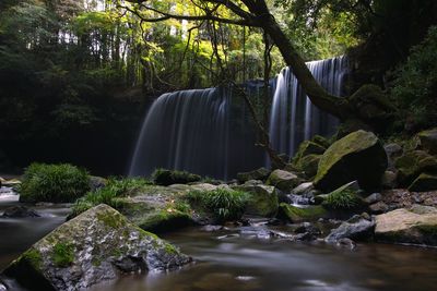 Nabegataki waterfall 