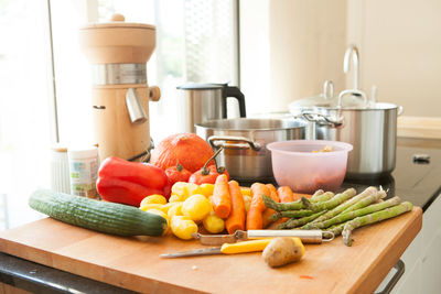 Vegetables on cutting board at home