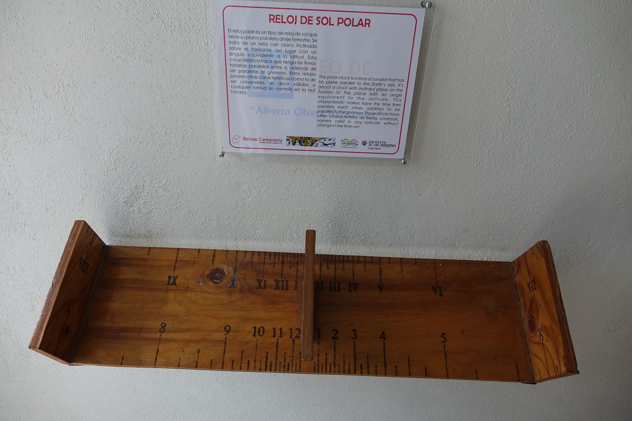 Polar sundial