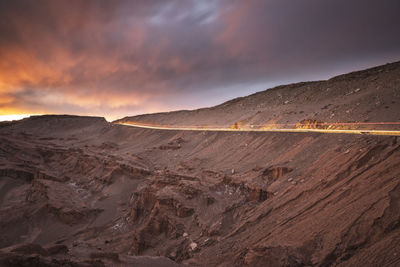 San pedro de atacama y valle de luna desert at sunset