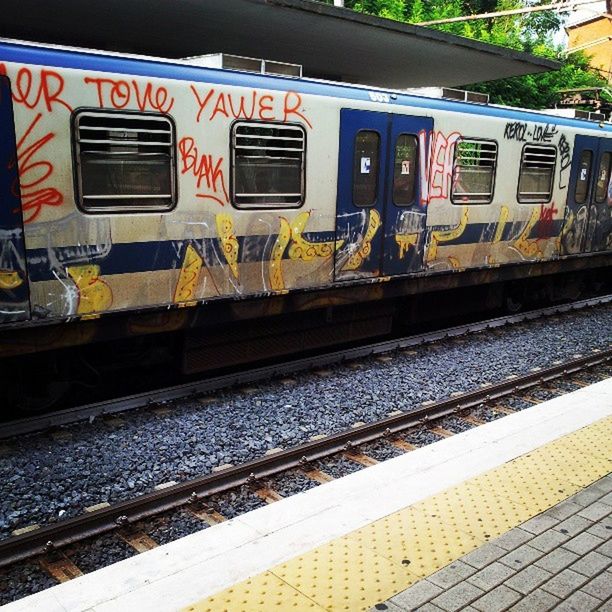 railroad track, rail transportation, public transportation, transportation, railroad station platform, railroad station, train - vehicle, passenger train, mode of transport, train, public transport, travel, railway track, railway station, journey, day, built structure, no people, outdoors, railway station platform