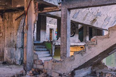 Abandoned building