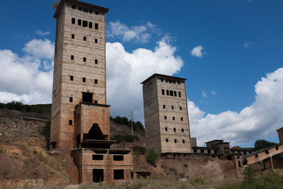 Old ruins against cloudy sky