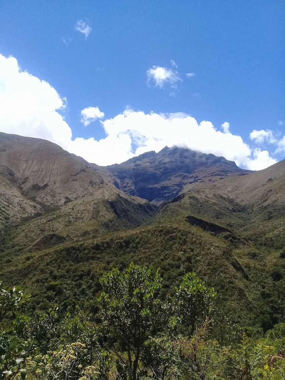 PANORAMIC VIEW OF LANDSCAPE AGAINST SKY