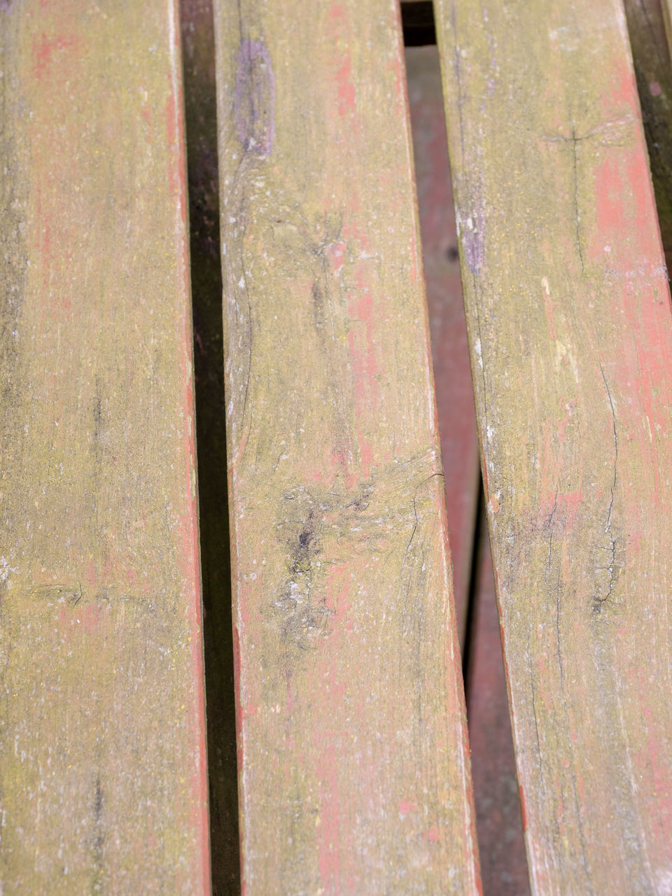 DETAIL SHOT OF WOODEN WALL