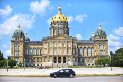 Iwoa state capitol