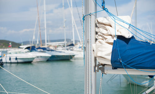 Boat mast and sail