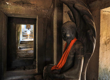 Statue of historic building