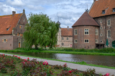 The castle of raesfeld in germany