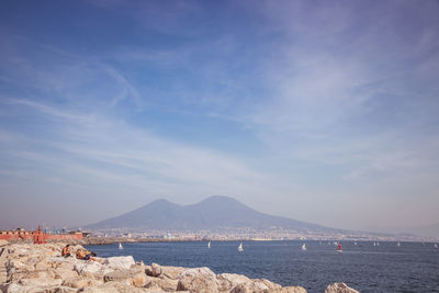 Scenic view of sea against sky in napoli