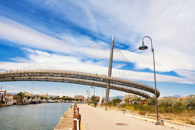 Ponte del mare and harbor in the channel of the pescara river