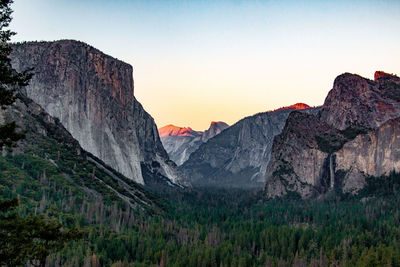 Tunnel view in yosemite valley