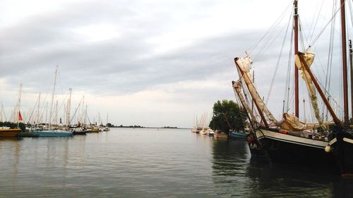 Boats sailing in sea