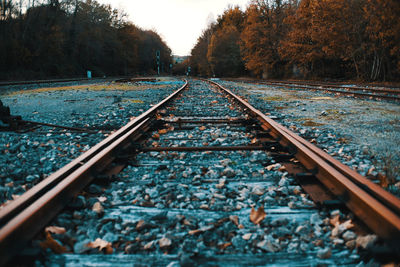 Surface level of railroad tracks