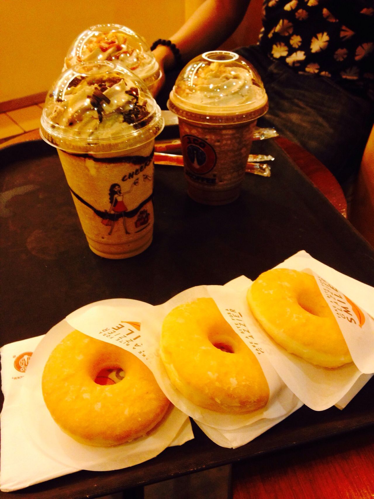 J.CO Donuts & Coffee