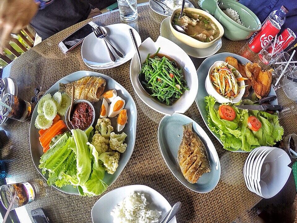 HIGH ANGLE VIEW OF MEAL