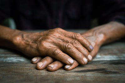 Cropped image of man hand