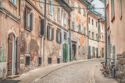 Alley amidst residential buildings