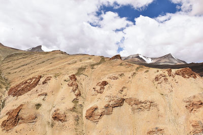 Low angle view of desert mountains against sky in ladakh, india. more than 5000m above sea level 