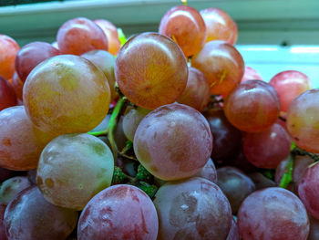 Full frame shot of grapes