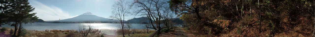 Panoramic vies of lake kawaguchi by mt fuji