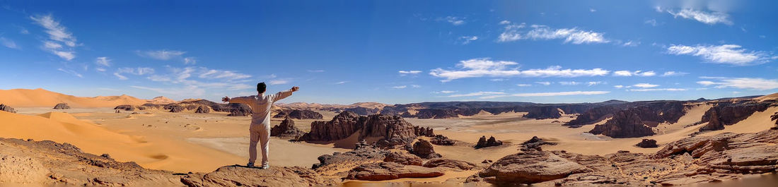 Panoramic view of desert against sky
djanet algeria 