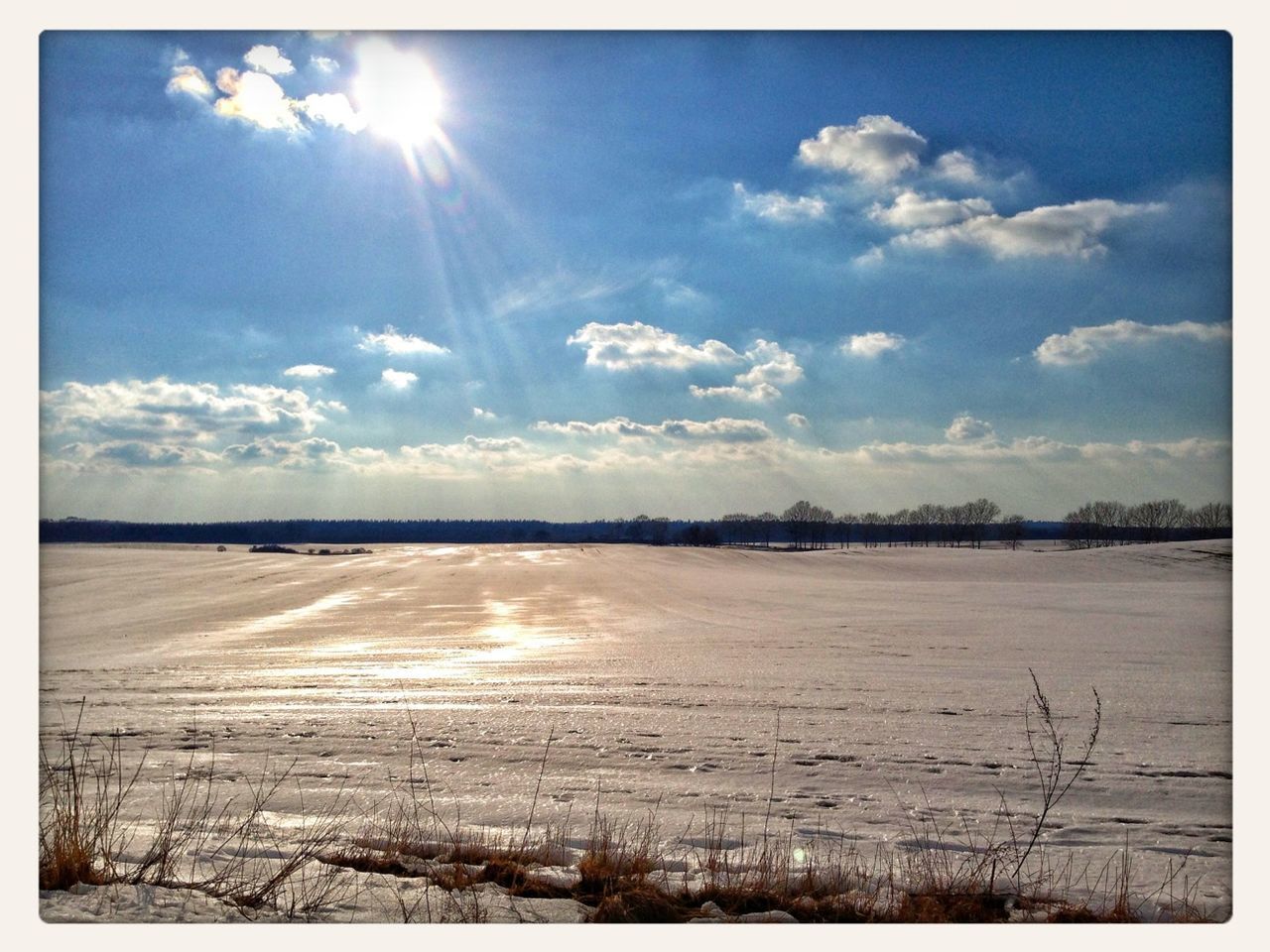 sun, tranquil scene, tranquility, sky, sunbeam, transfer print, landscape, sunlight, scenics, beauty in nature, nature, field, cloud - sky, auto post production filter, lens flare, sunny, cloud, cold temperature, snow, water