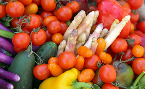 Asparagus tomatoes and more organic vegetables for sale