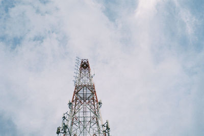 Low angle view of eiffel tower against sky