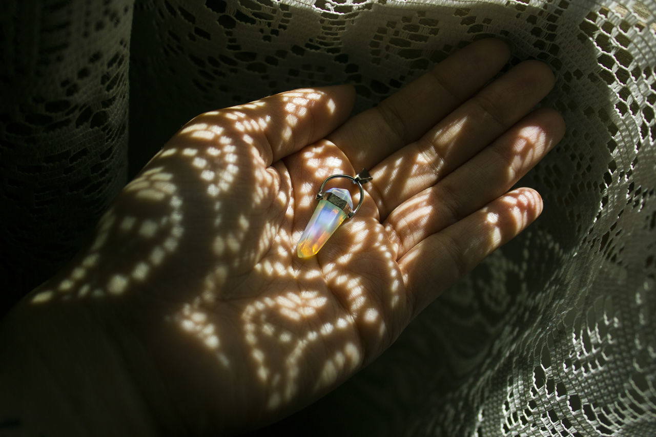 CLOSE-UP OF HAND ON HUMAN FINGER