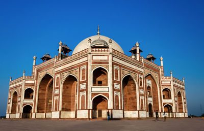 Humayun tomb against clear blue sky