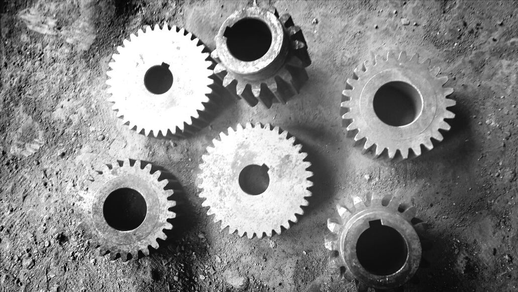 circle, indoors, full frame, backgrounds, close-up, hole, large group of objects, in a row, pattern, textured, geometric shape, still life, metal, abundance, arrangement, repetition, no people, man made object, order, art and craft