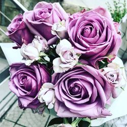 Close-up of pink rose bouquet