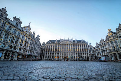 Wide angle shot on unesco, touristical grand place with town hall, maison du roi  in brussels