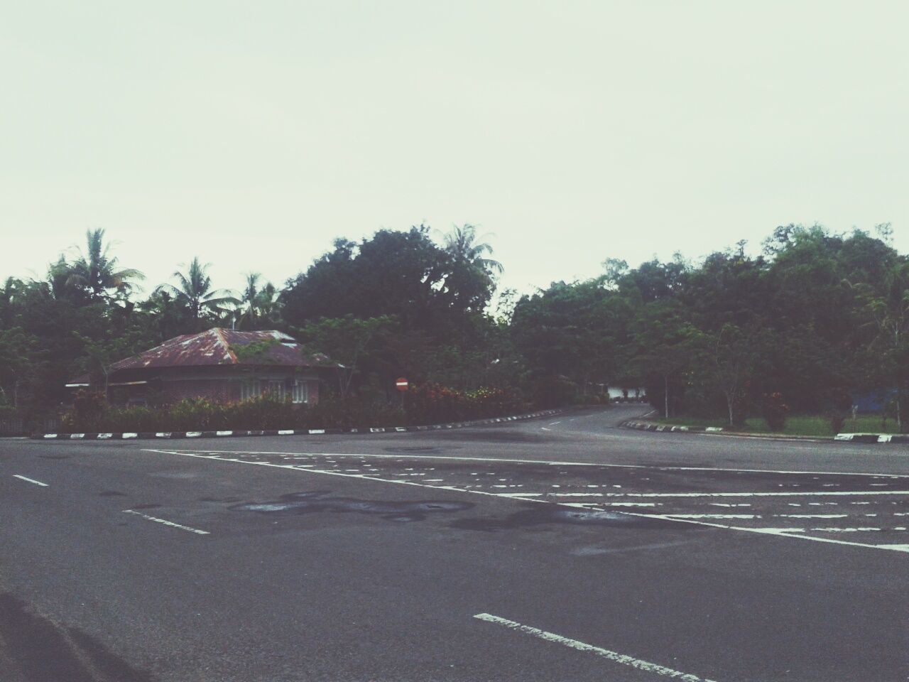 Taman Oval Ladang