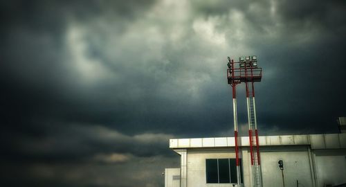 Low angle view of cloudy sky