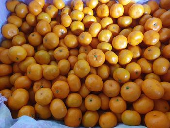 Full frame shot of oranges