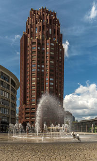 The 88 meter high lindner hotel and residence main plaza, frankfurt, germany