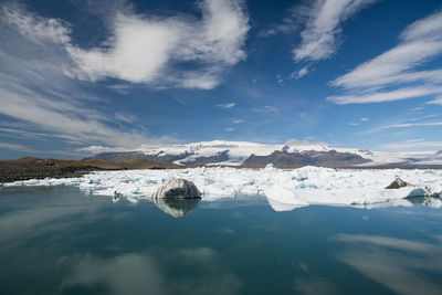Jökulsárlón glacier lagoon on a bright sunny day, iceland