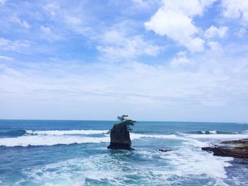 Scenic view of sea against sky