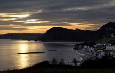 Scenic view of dramatic sky over sea