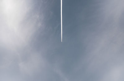 Low angle view of vapor trail in sky