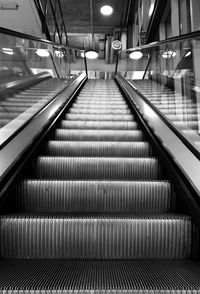 escalator